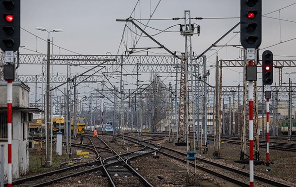 Пошкодження залізничної колії виявили в центральній Польщі 