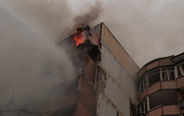 Удар по Киеву: десятки раненых и погибший