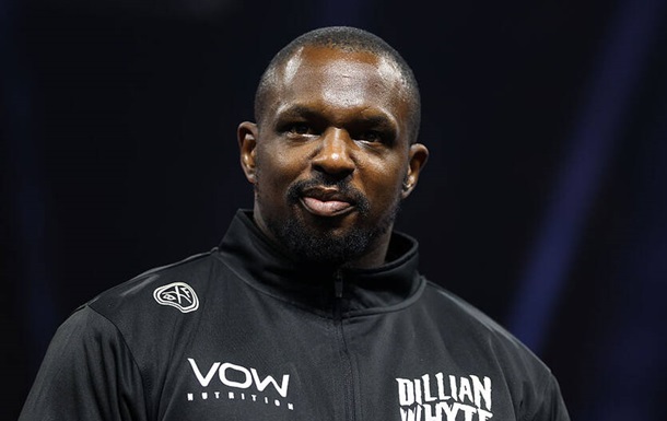 Вайт розповів, чому Усик не став захищати титул WBO