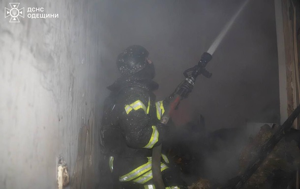 Атака на Одесу: пошкоджено ліцей та житловий будинок