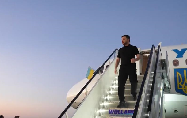 Зеленский прибыл в Майами на встречу с Трампом