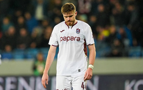 Турецький клуб не погодився на трансфер українця в Бенфіку