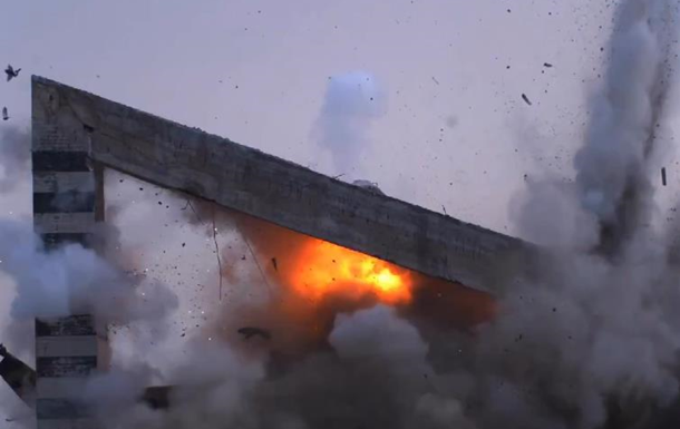 В Турции продемонстрировали в действии боеприпас для поражения бункеров