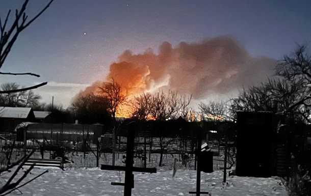 Первый пошел: Россия начинает год с горящим НПЗ