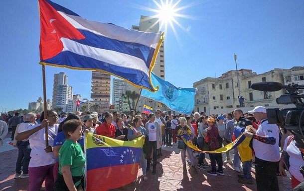 Куба заявила о гибели 32 своих граждан во время вывоза Мадуро