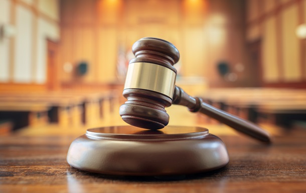 В Великобритании оштрафовали фальшивого адмирала за участие в параде памяти