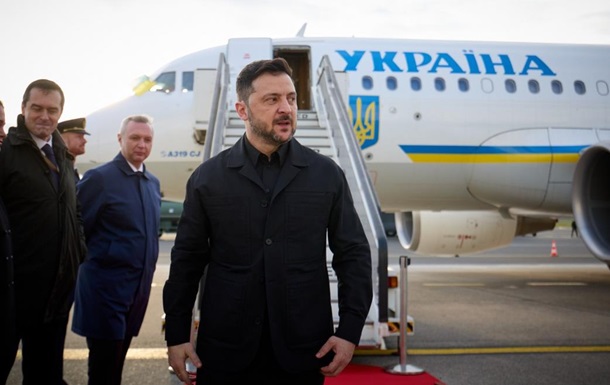 Зеленский прибыл с визитом в Париж