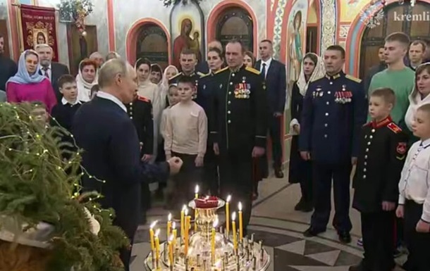 Путін у різдвяному привітанні прирівняв окупантів до посланців Бога