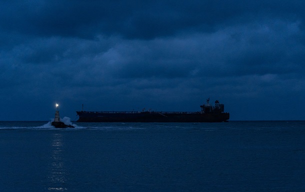 США захватили еще один танкер  теневого флота  РФ