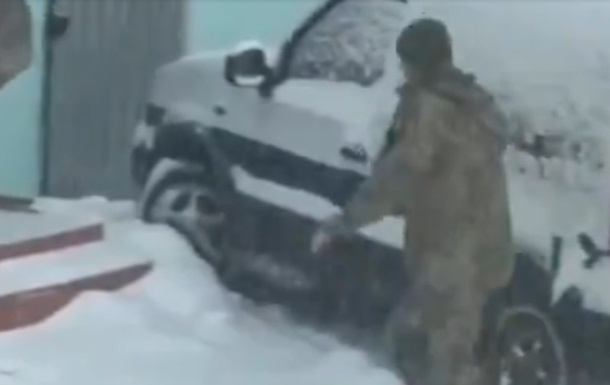 Военный применил газовый баллончик против девочки: в ТЦК отреагировали