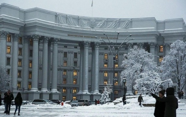 МИД советует украинцам покинуть Иран