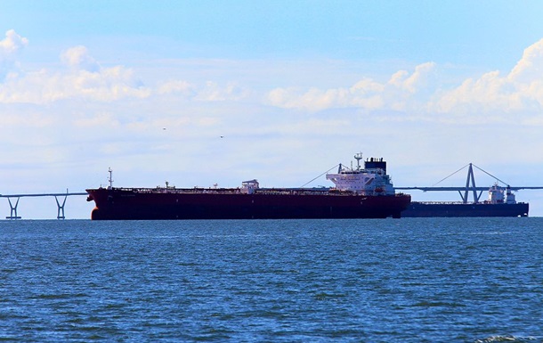 Трамп проти тіньового флоту РФ. Полювання триває