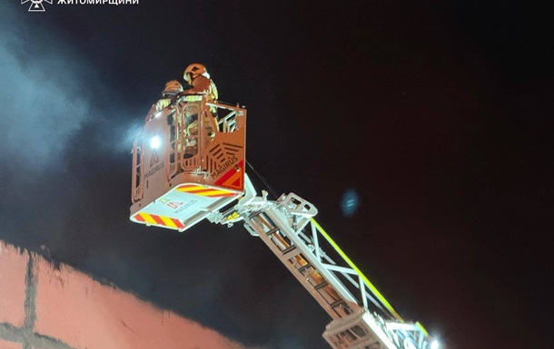 Россияне обстреляли критическую инфраструктуру Житомирщины, есть раненые