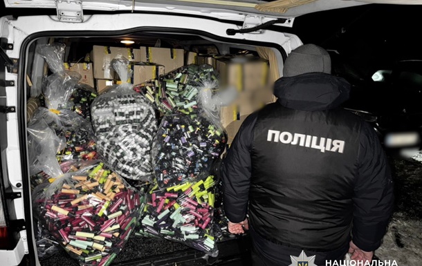 В Хмельницкой области изъяли контрафактные вейпы на более 12 млн
