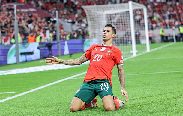 Барселона вновь объявила о переходе Канселу