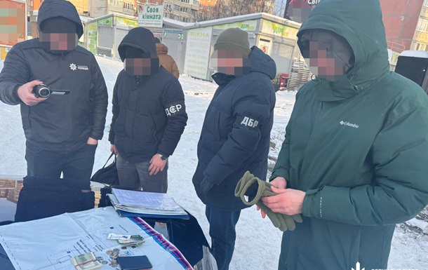 На Волыни разоблачили чиновника ТЦК на взятках