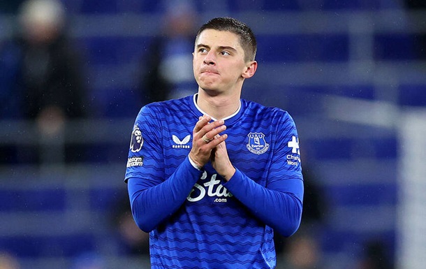 Ряд немецких клубов заинтересованы в Миколенко