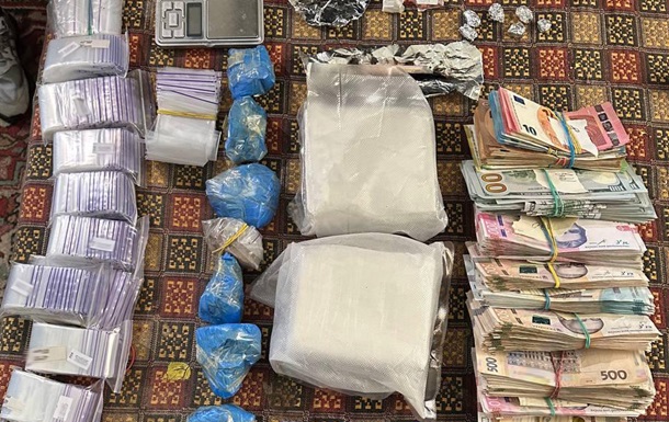 Во Львове задержали наркогруппировку с месячным доходом более 4 млн