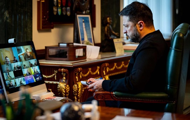 Отопление в Киеве: Зеленский поручил  разобраться 