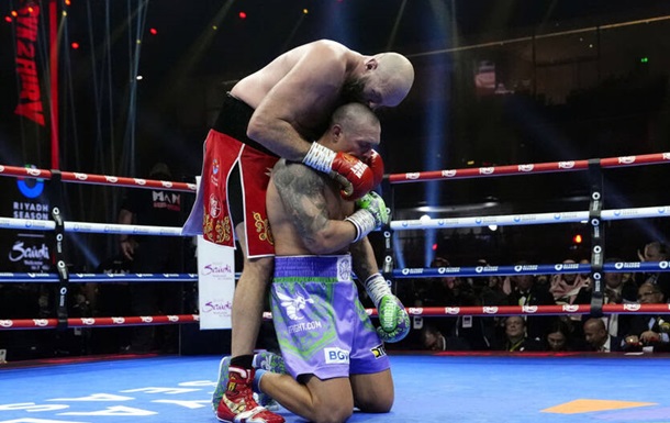 Фьюри тепло поздравил Усика с днем рождения