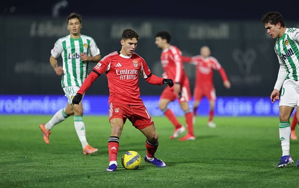 Голевой вклад Судакова принес Бенфике победу над Риу Аве