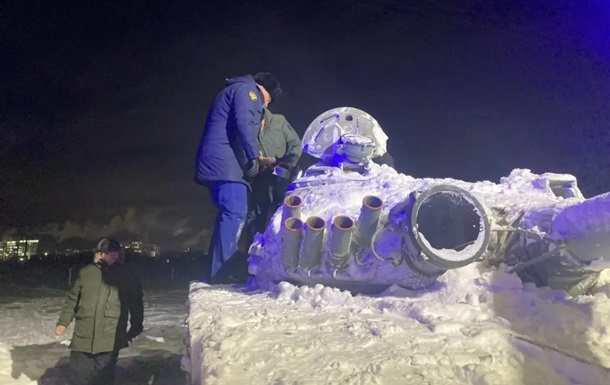 В Якутске российский танк  убил  16-летнего парня