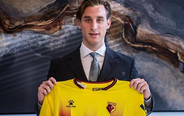 Игрок с дефибриллятором будет играть в Англии