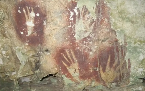В Індонезії знайшли найдавніший у світі відбиток людської долоні
