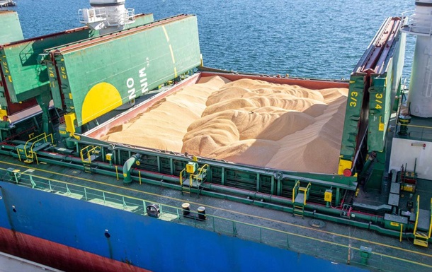 Морським коридором експортовано 100 млн тонн зерна - Кулеба