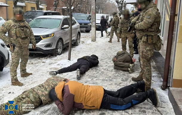 В Виннице фейковый  добробат  продавал уклонистам  защиту  от ТЦК