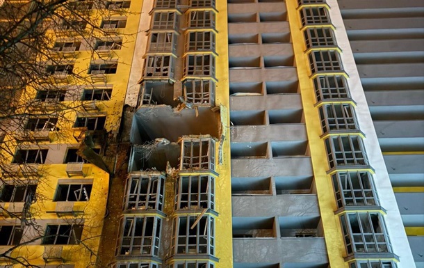 Удар России: в Киеве тысячи домов без отопления