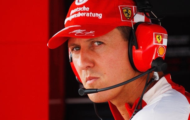 Михаэль Шумахер больше не прикован к постели - СМИ