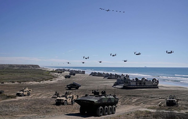 Две россиянки перепутали военную базу США с McDonald s и оказались в тюрьме