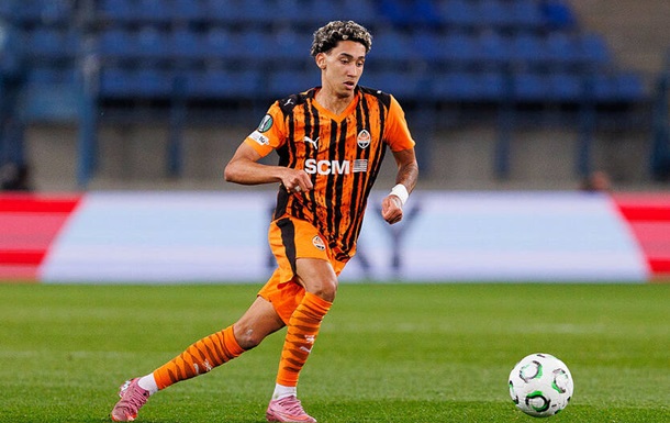 Ведущий хавбек присоединился к общей группе Шахтера