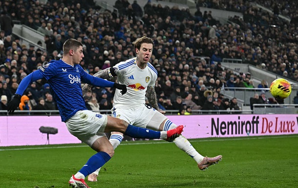 Эвертон Миколенко не воспользовался шансом в матче с Лидсом