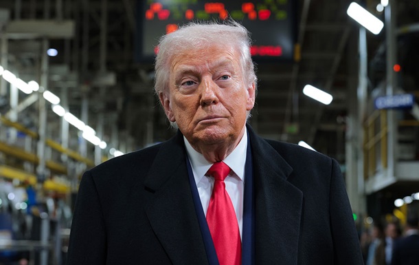 Підтримка Трампа у США впала до рекордно низького рівня - опитування