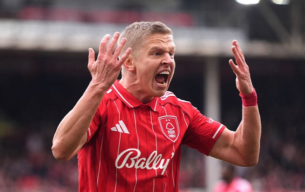 Аякс рассматривает альтернативы из-за задержки трансфера Зинченко