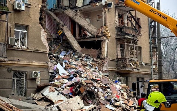 В Одессе завершили поисковые работы после атаки РФ