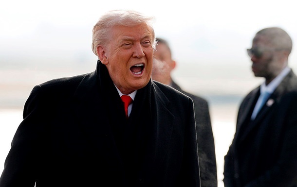 Фіцо заявив лідерам ЄС, що Трамп  небезпечний  і  не в собі  - ЗМІ