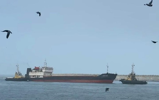 В Каспійському морі зазнало аварії іранське судно, що йшло до РФ 