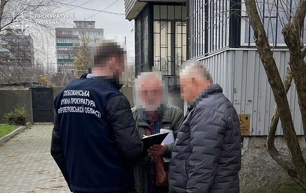 В Днепре будут судить хирурга за оставленную в теле пациентки салфетку