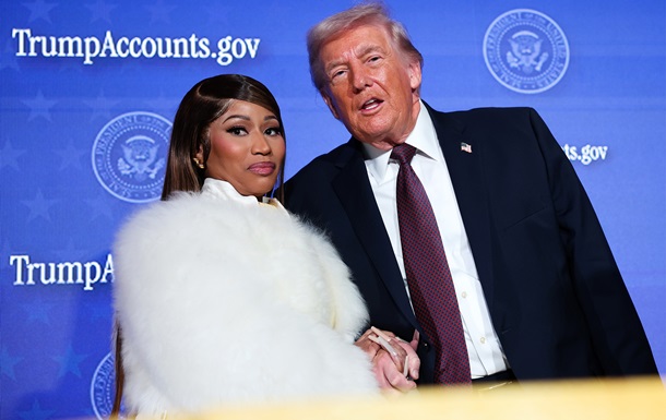 Ники Минаж снова поддержала Трампа