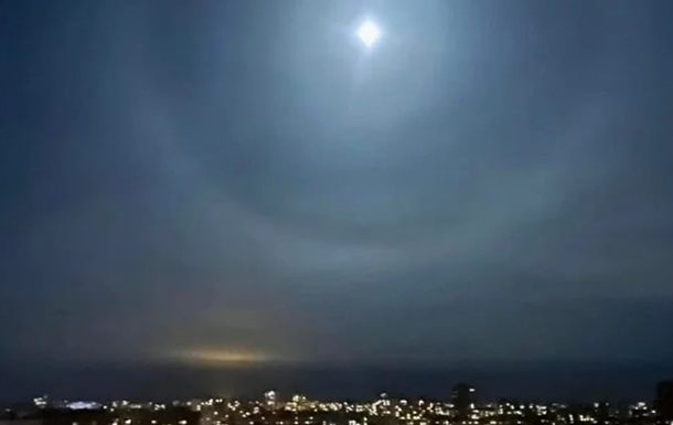 У небі над Київщиною та столицею зафіксували яскраве світіння