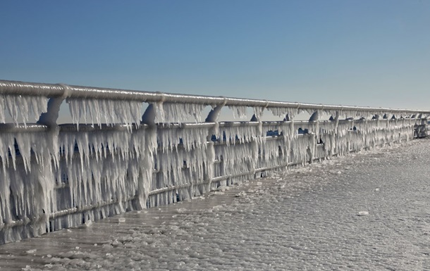 Ожеледиця та морози до -30°: погода на початку тижня