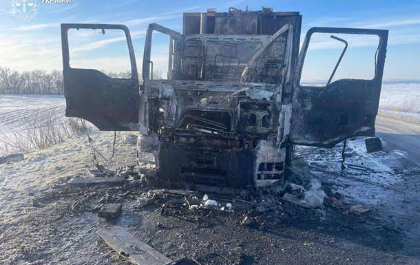 Російський дрон вдарив по сміттєвозу на Сумщині