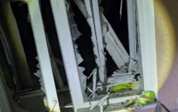 Россия нанесла удар по многоэтажкам в Сумах