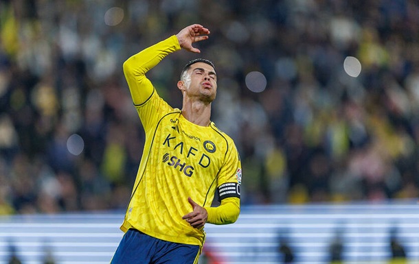 Роналду недоволен политикой клуба и рассматривает уход