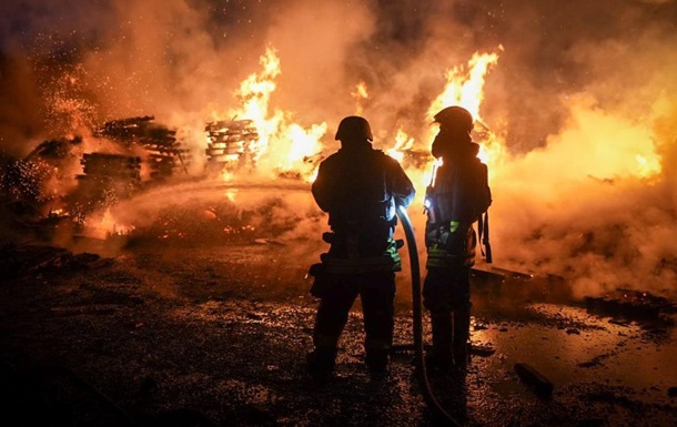 Ночной удар по Одессе: появились фото последствий