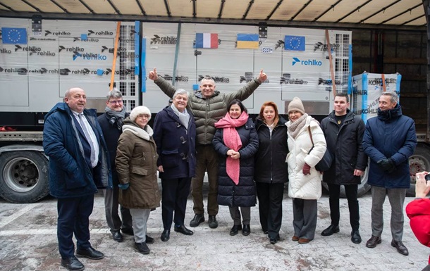 Франция передала Киеву 30 генераторов