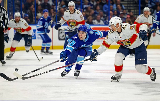 НХЛ: Тампа, Каролина и Вегас празднуют победы